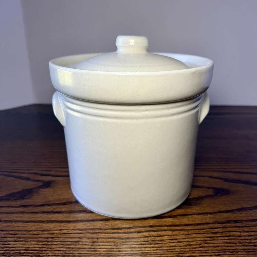 VTG Pfaltzgraff Yorktown Keystone Blue #2 Canister Crock Storage Jar Excellent